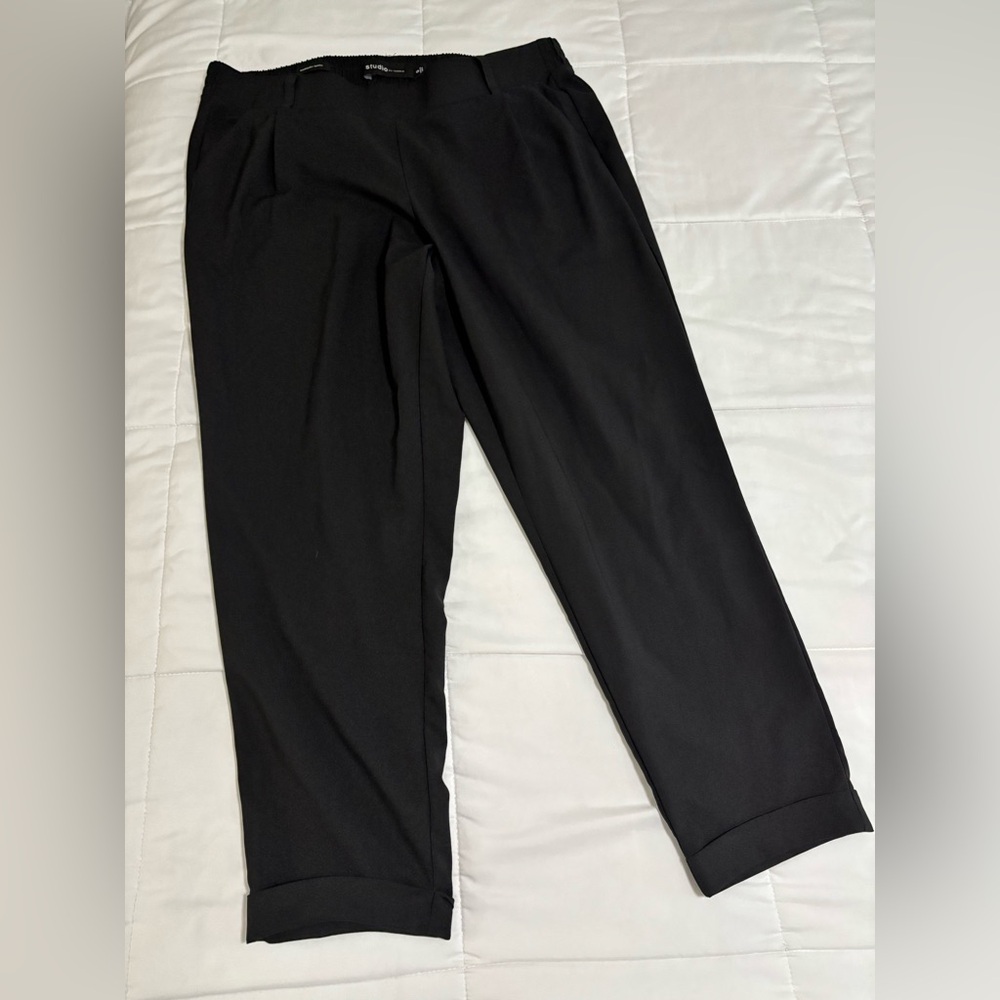 torrid Black Cropped Dress Pants with Cuffed Hem